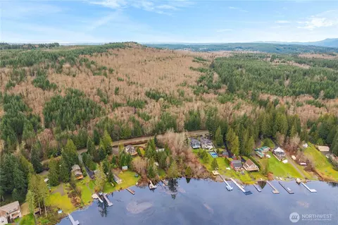 1311 SW Lake Roesiger Rd, Snohomish, WA 98290