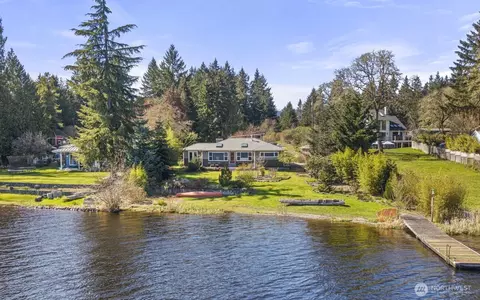 6436 Guerin St SW, Olympia, WA 98512