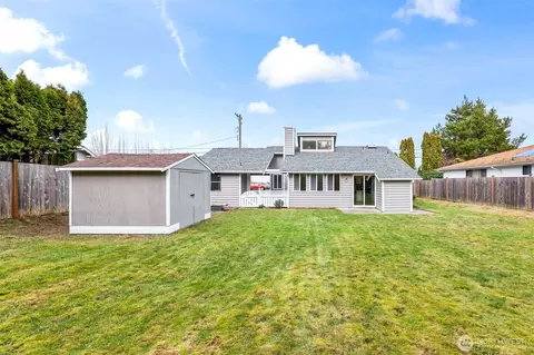 8410 29th St W, University Place, WA 98466