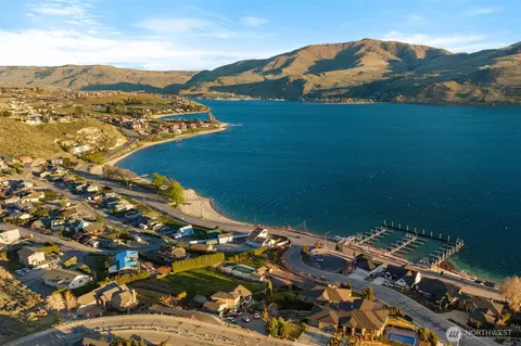 View/Area - 232 Crystal Dr, Chelan, WA 98816 photo 2 of 3
