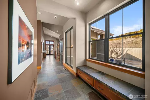 Entry Way - 232 Crystal Dr, Chelan, WA 98816 photo 5 of 6