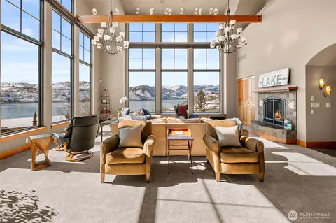 Living - 232 Crystal Dr, Chelan, WA 98816 photo 1 of 3