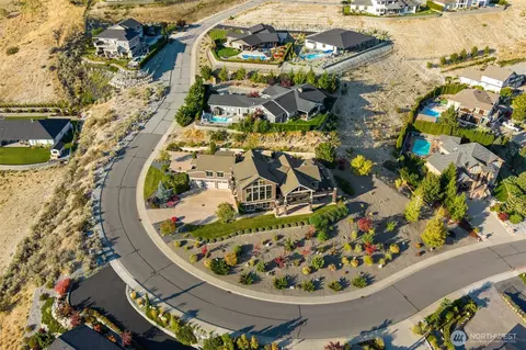 View/Area - 232 Crystal Dr, Chelan, WA 98816 photo 1 of 4