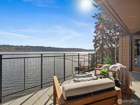 17412 NE 40th Pl #A6, Redmond, WA 98052