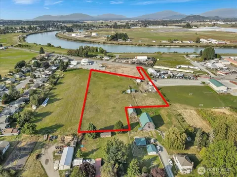 17506 State Route 536, Mount Vernon, WA 98273