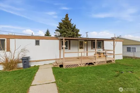 121 Dill Ave, Grand Coulee, WA 99133