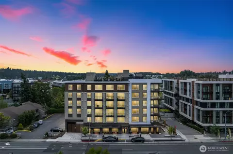 11903 NE 128th St #216, Kirkland, WA 98034