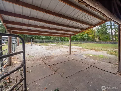 Exterior - 29518 SE 384th St, Enumclaw, WA 98022 photo 9 of 16