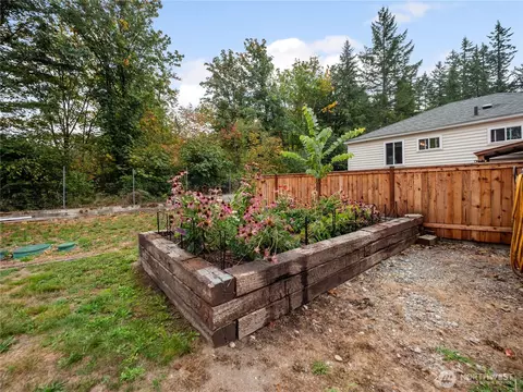 Exterior - 29518 SE 384th St, Enumclaw, WA 98022 photo 7 of 16