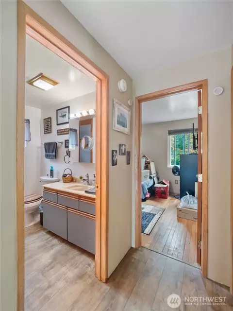 Entry Way - 29518 SE 384th St, Enumclaw, WA 98022 photo 1 of 1
