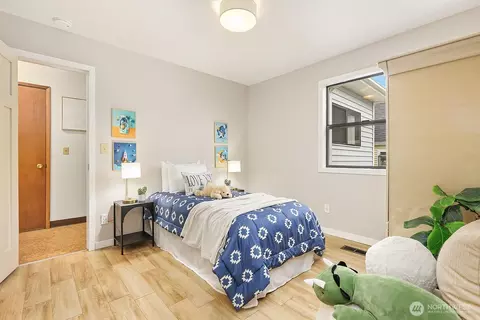 Bedroom - 2001 State St, Everett, WA 98201 photo 5 of 6