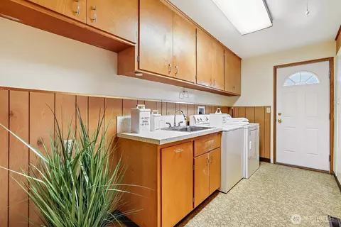 Other - 2001 State St, Everett, WA 98201 photo 2 of 2