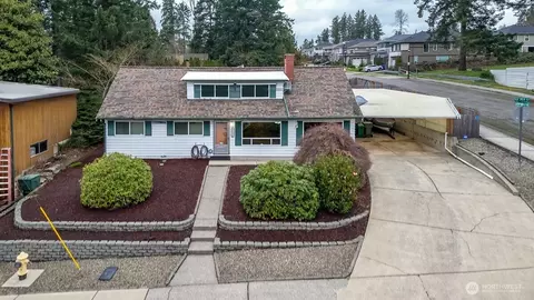12370 SE 158th St, Renton, WA 98058