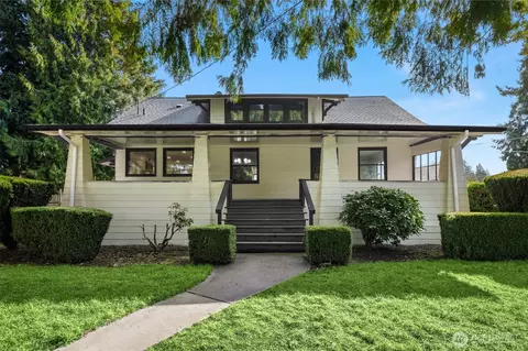 11726 10th Ave S, Seattle, WA 98168