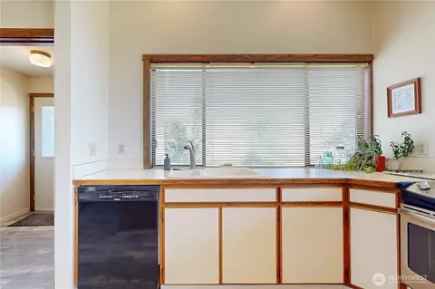 Kitchen - 457 Prospect Ave, Walla Walla, WA 99362 photo 2 of 6