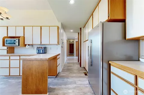 Kitchen - 457 Prospect Ave, Walla Walla, WA 99362 photo 6 of 6