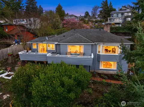 15828 25th Ave SW, Burien, WA 98166