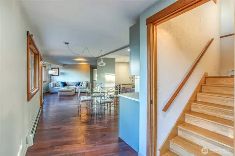 Entry Way - 406 Parker Reef Rd, Eastsound, WA 98245 photo 2 of 2
