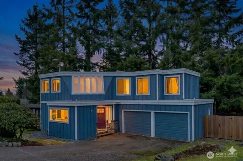 4421 75th St SW, Mukilteo, WA 98275