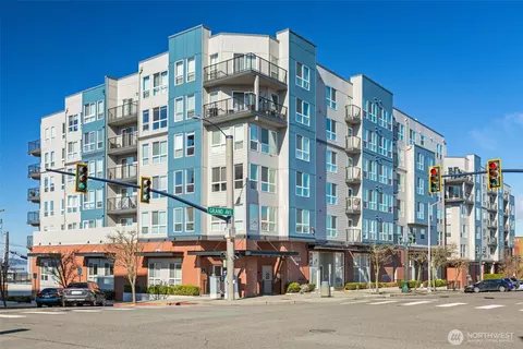 2818 Grand Ave #B603, Everett, WA 98201