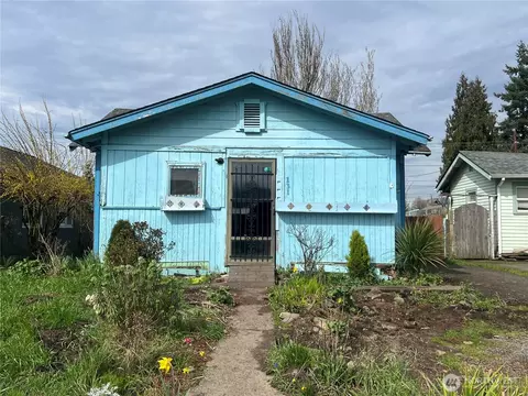 131 17 Ave, Longview, WA 98632