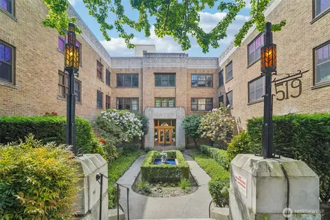 519 W Roy St #309, Seattle, WA 98119