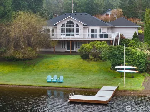 651 E Ballantrae Dr, Shelton, WA 98584