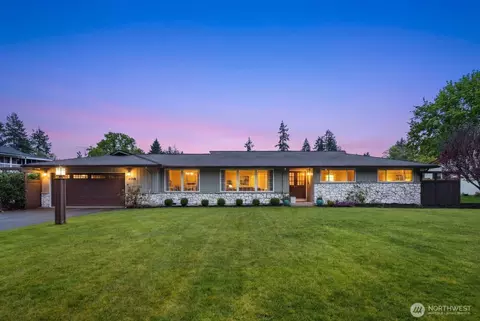 8008 Garnet Ln SW, Lakewood, WA 98498