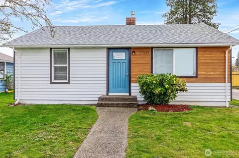 17338 33rd Ave S, Seatac, WA 98188