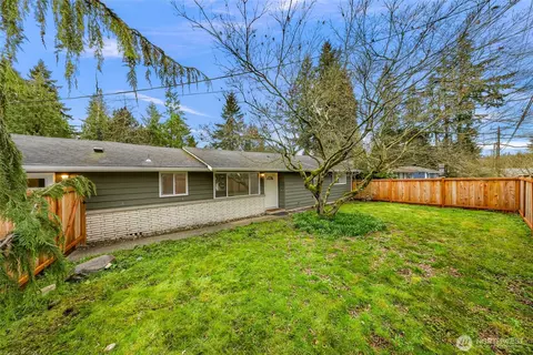 2422 73rd St SE, Everett, WA 98203