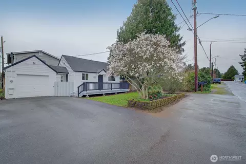 10231 36th Ave SW, Seattle, WA 98146