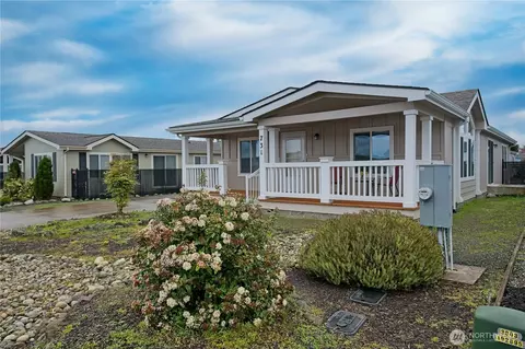 731 W Heritage Loop, Sequim, WA 98382