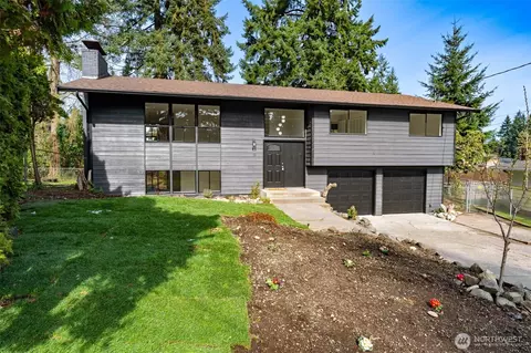 7016 Homestead Ct, Tacoma, WA 98404
