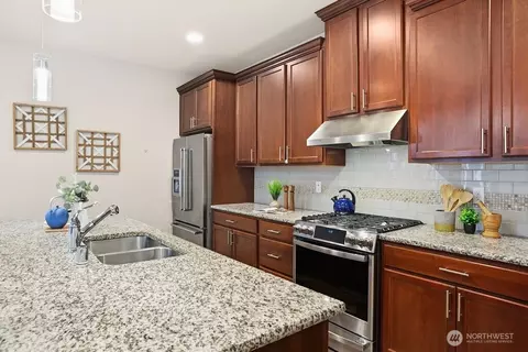 Kitchen - 4329 186th Pl SE, Bothell, WA 98012 photo 5 of 5