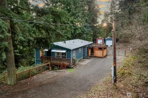 3902 162nd Ave E, Lake Tapps, WA 98391
