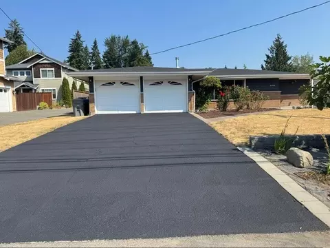2200 NE 12th, Renton, WA 98056