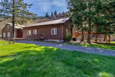 4886 Biscuit Ridge Rd, Waitsburg, WA 99361