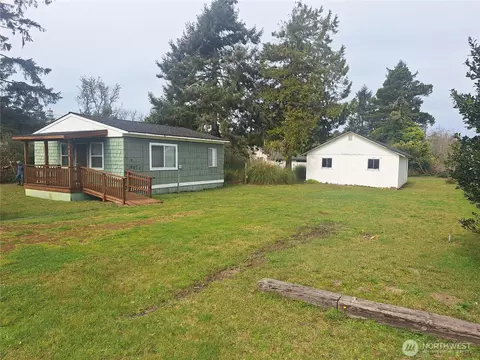 818 W Ocean Ave, Westport, WA 98595