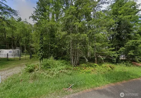 8145 Evergreen Dr NE, Olympia, WA 98506