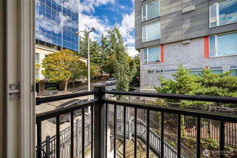 108 5th Ave S #720, Seattle, WA 98104