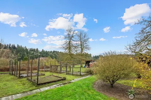 Exterior - 20807 Orville Rd E, Orting, WA 98360 photo 4 of 13