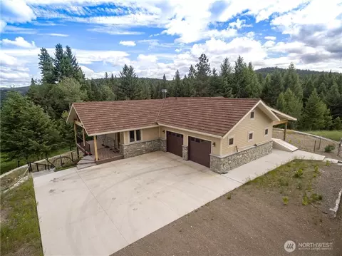 54 Spring Meadow Ln, Oroville, WA 98844