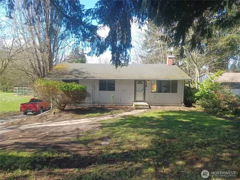 714 Union Ave, Steilacoom, WA 98388