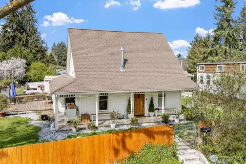 1216 Pine Ave NE, Olympia, WA 98506
