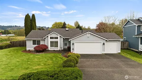 8401 152nd Ave E, Puyallup, WA 98372