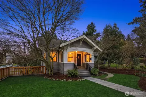 749 N 96th St, Seattle, WA 98103 photo 36