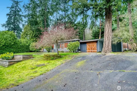 234 SW 208th St, Normandy Park, WA 98166