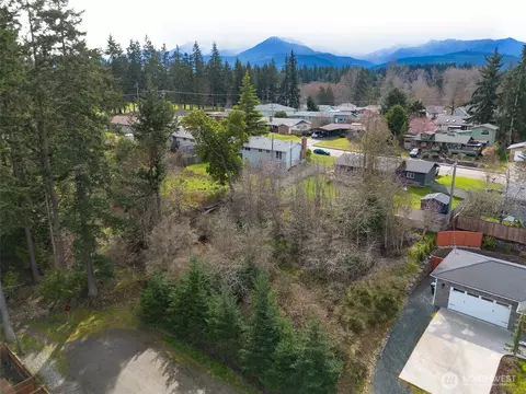 9999 W 8th St, Port Angeles, WA 98363