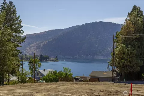 38 Indigo Ln, Manson, WA 98831