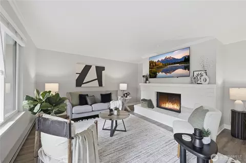 12703 NE 129th Ct #H202, Kirkland, WA 98034